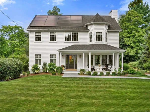 462 Main Street, New Canaan, CT 06840