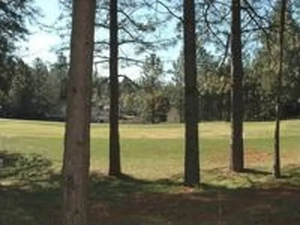 10909 Lower Circle Dr, Grass Valley, CA 95949