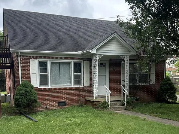 209 Dogwood St, Carthage, TN 37030