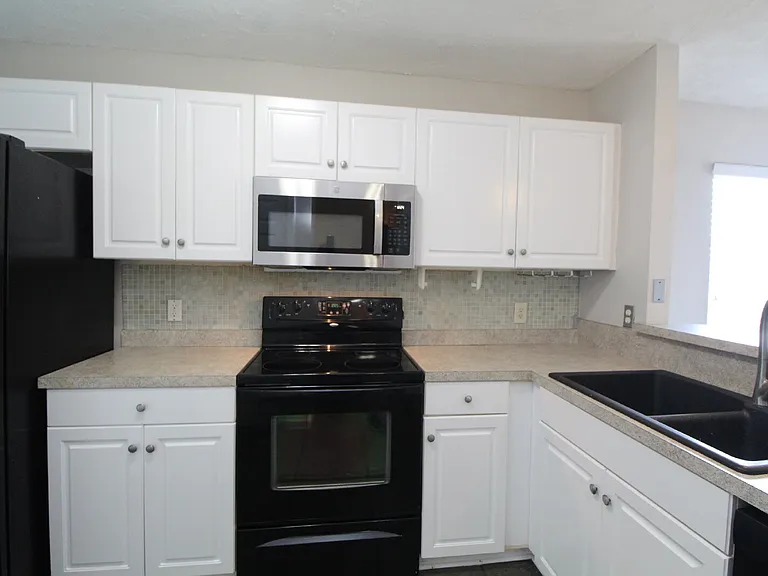 7680 Chablis Cir — Photo 7