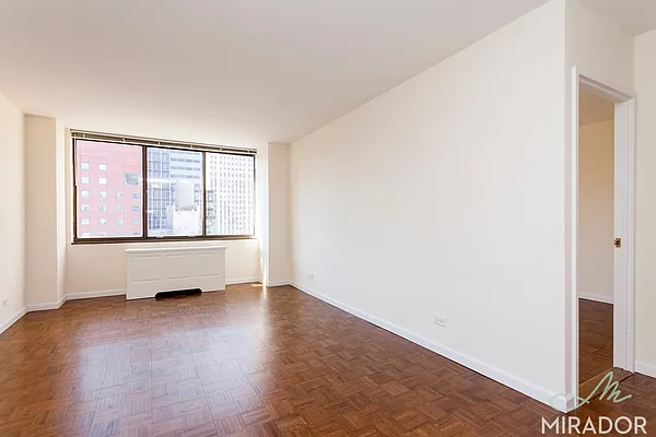 Rented by Mirador Real Estate | media 9