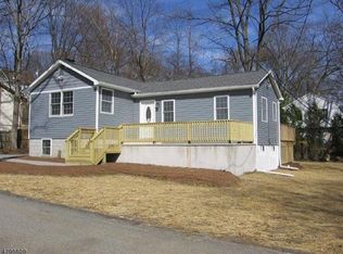 305 Knox Way, Hopatcong, NJ 07843