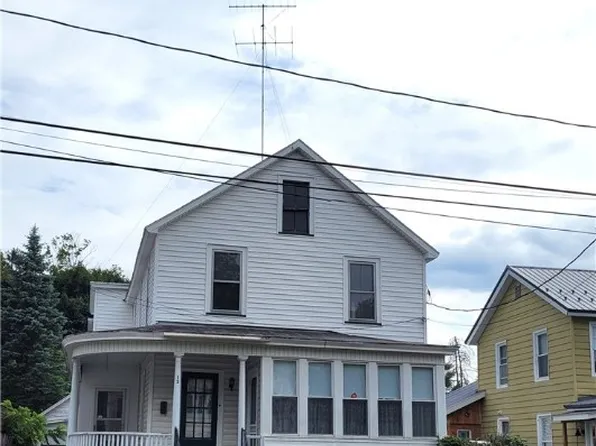 13 Spencer St, Dolgeville, NY 13329