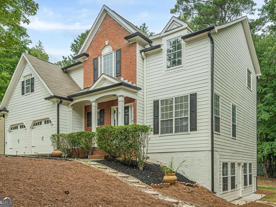 1st image of 4223 Glenlake Pkwy NW