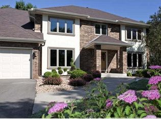 15454 Shadow Creek Rd, Maple Grove, MN 55311