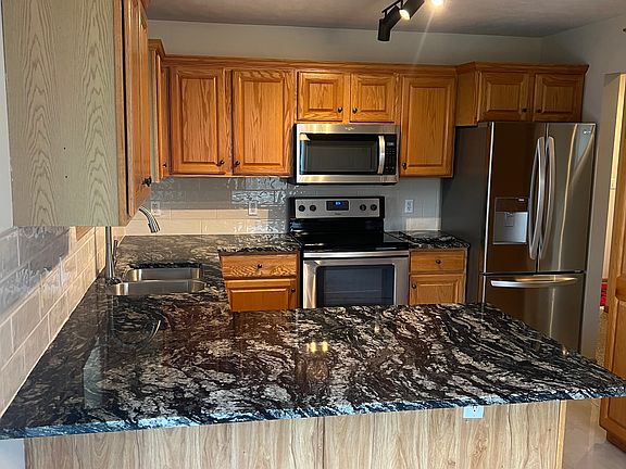 5th image of 11913 Seven Pine Dr