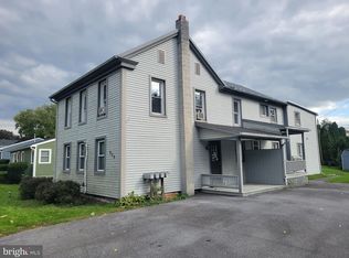 609 W 2nd St APT 1, Hummelstown, PA 17036
