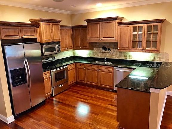 2nd image of 408 Barcelona Dr