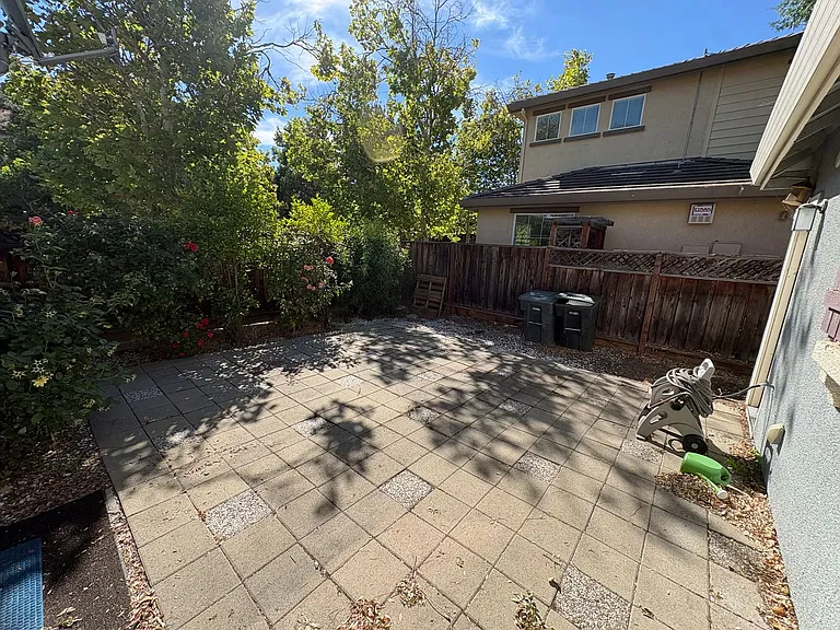 310 W Viento St — Photo 20