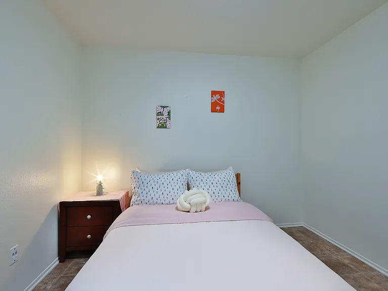 115 Rambling Dr — Photo 23