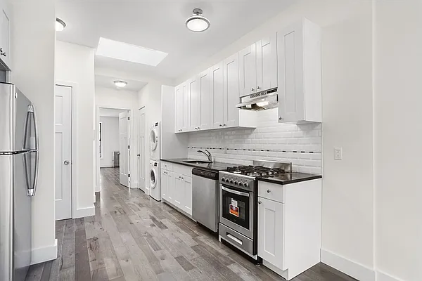 Rented by Citi Habitats | media 11