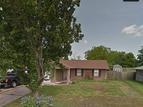 4th image of 822 W Chickasaw Ln