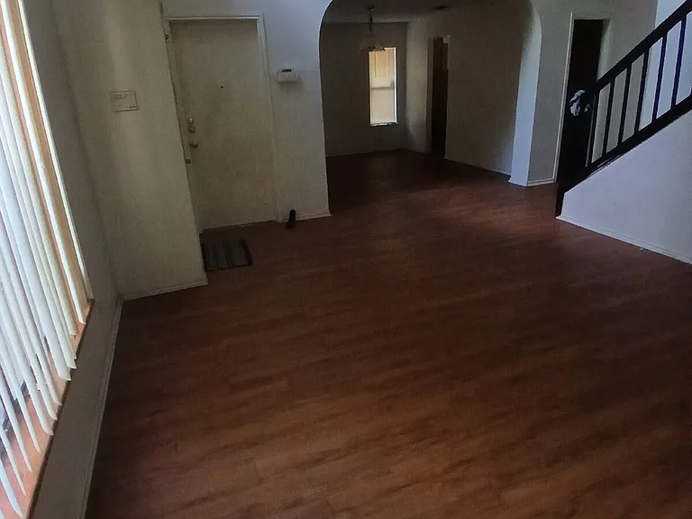 8005 Copper Trail Dr — Photo 17