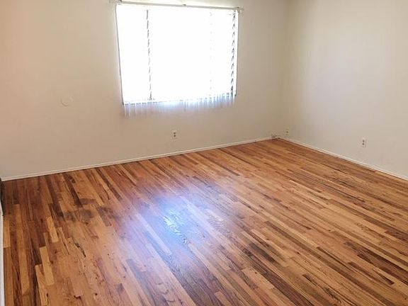 Large Iiving room