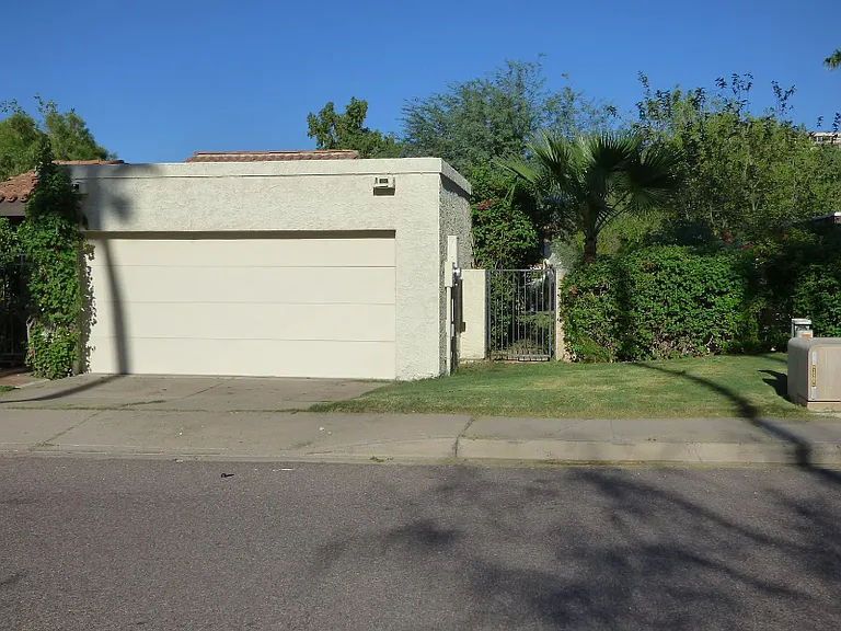 7706 N Dreamy Draw Dr — Photo 6
