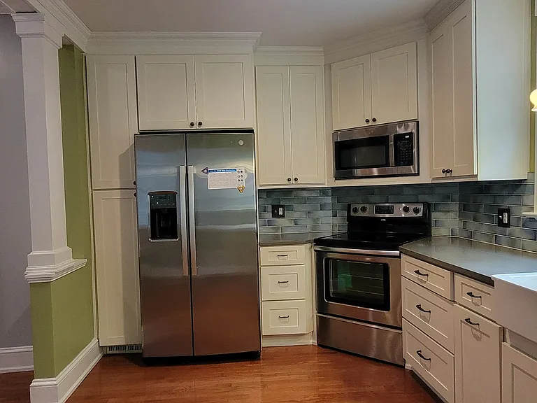 2121 E Marshall St #A — Photo 13
