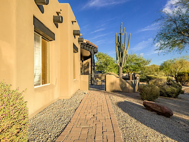 6008 E Monterra Way — Photo 95