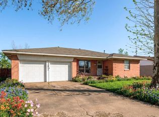 2602 Ridgecrest Dr, Garland, TX 75041