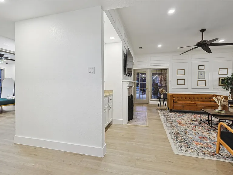 609 Arbor Creek Dr — Photo 11