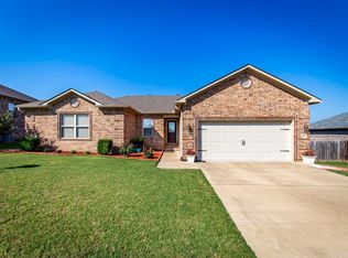 15 Huntington Dr, Austin, AR 72007