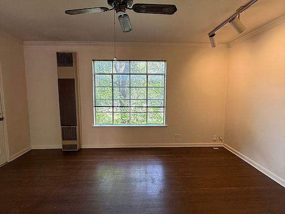 5th image of 230 E Mulberry Ave #2