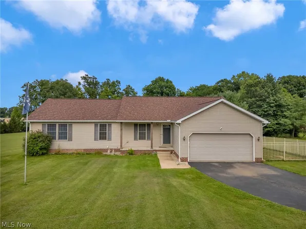 8395 Friendsville Rd, Seville, OH 44273