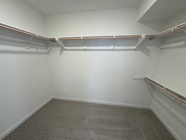 12837 Auburn Dr — Photo 23