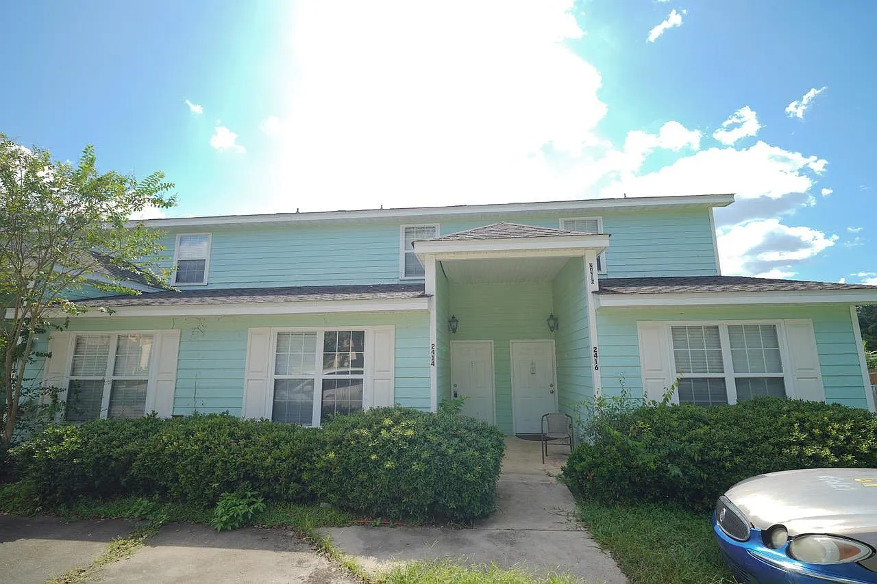 3 bed, 1336 sqft, $1,500 — Photo 2