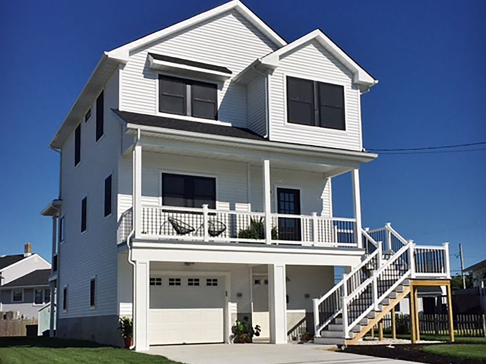 1st image of 3602 Oxford Ln