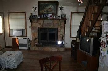 3rd image of 125 Maxton Ln