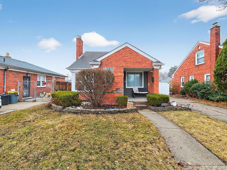 1st image of 21211 Newcastle Rd