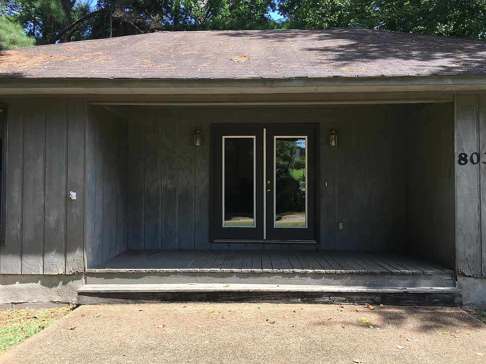 1st image of 803 S 18th St