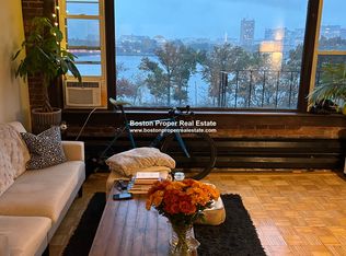 464 Beacon St #402, Boston, MA 02115