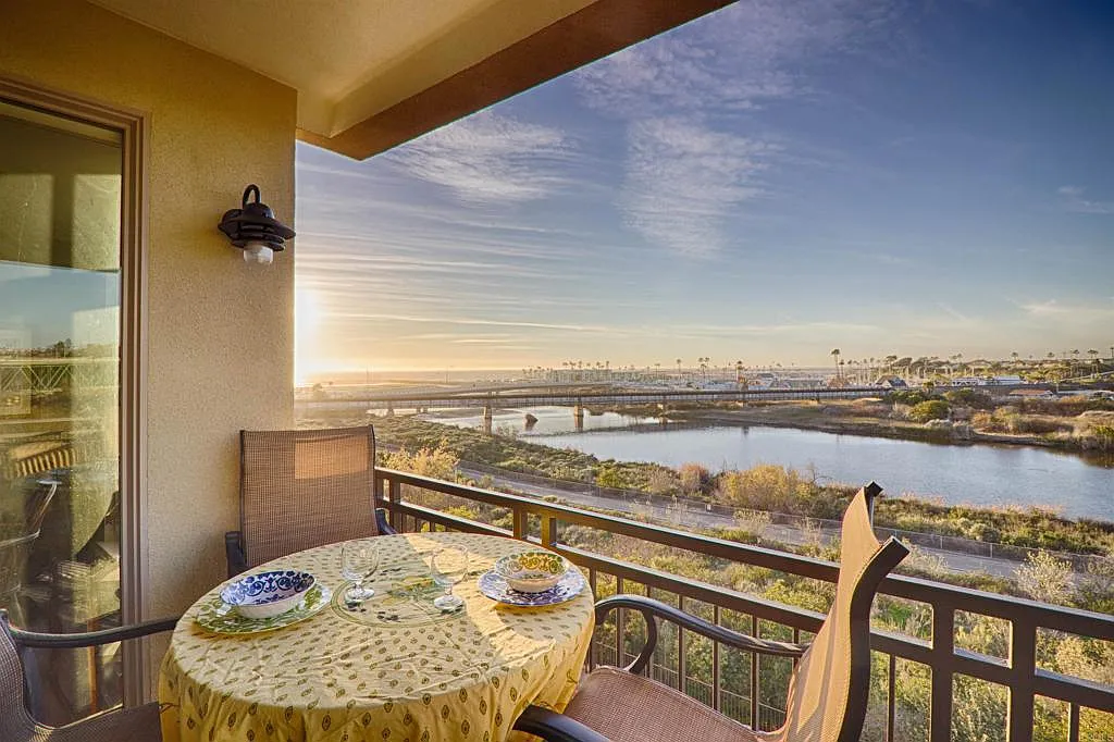 3 bed, 1519 sqft, $6,000 — Photo 4