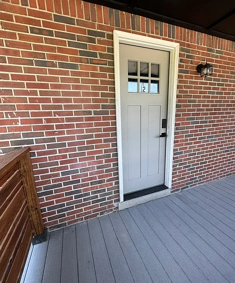 534 Lee St #2 — Photo 1