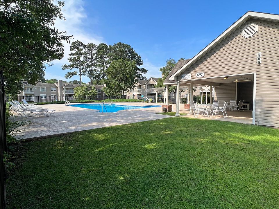 2nd image of 683-5 Bartons Landing Pl