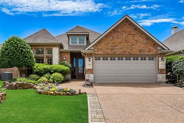 1st image of 747 Barton Springs Dr