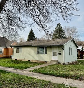 523 E Washington Avenue, Dayton, WA, 99328