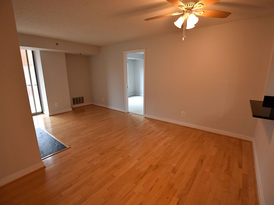 1st image of 7500 Woodmont Ave APT 1102
