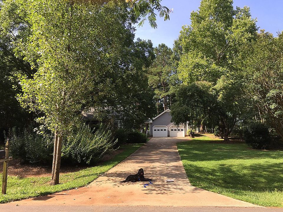 2nd image of 2305 Bull Run Dr