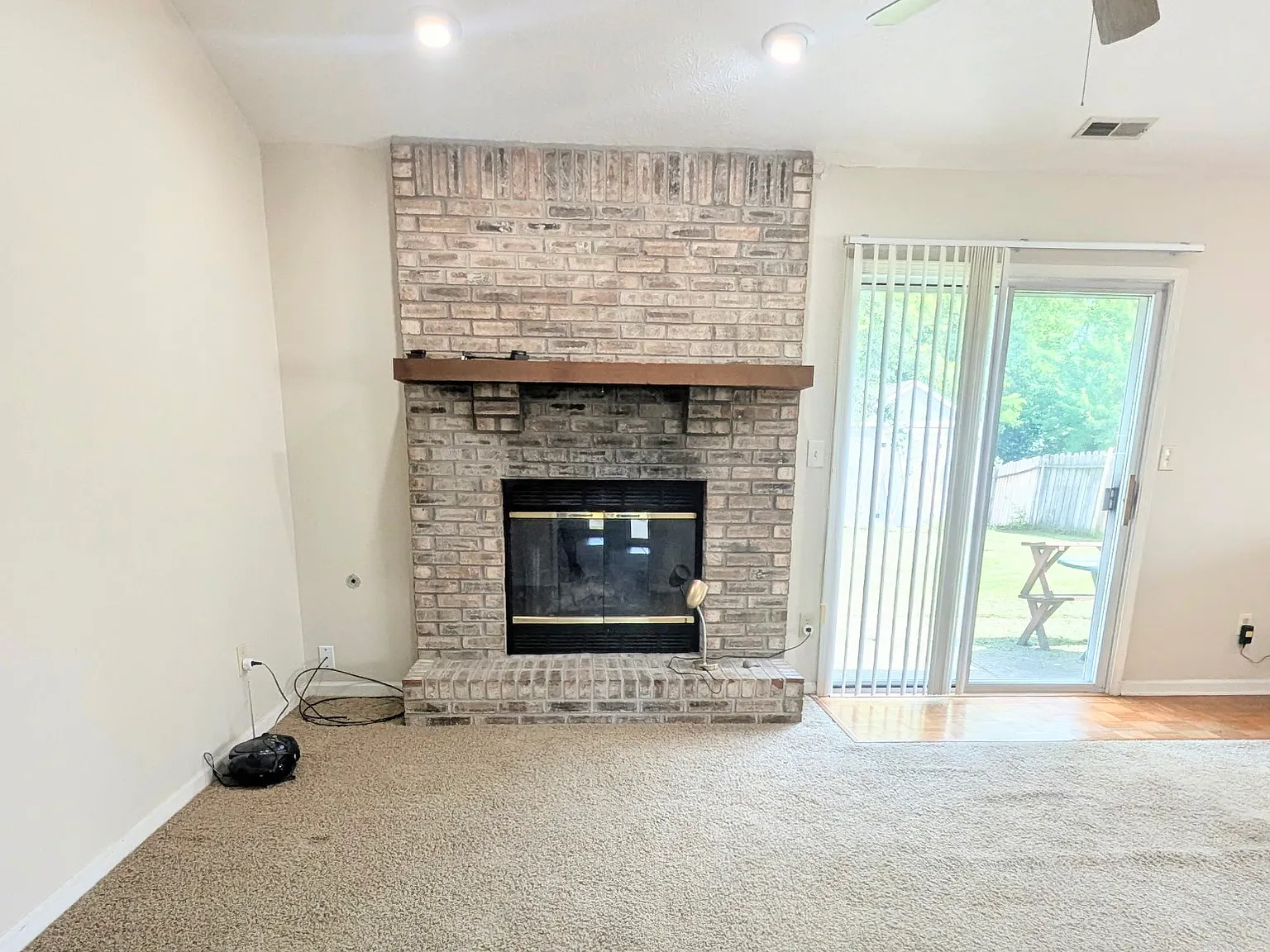 3 bed, 1505 sqft, $1,750 — Photo 2