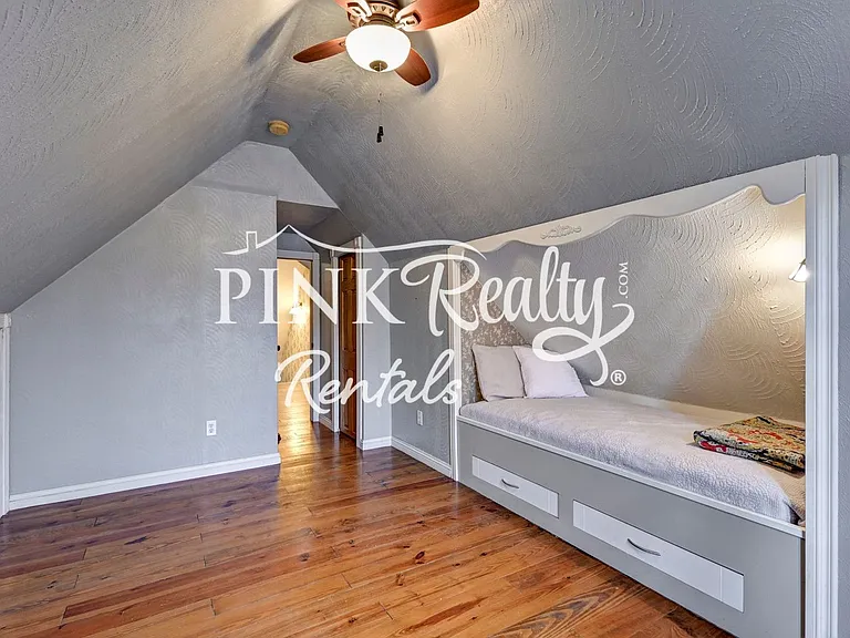 1610 W Kiowa St — Photo 44