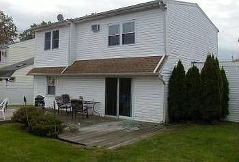4th image of 33 Magpie Ln