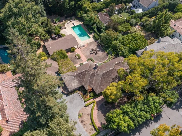 2001 Bryant St, Palo Alto, CA 94301