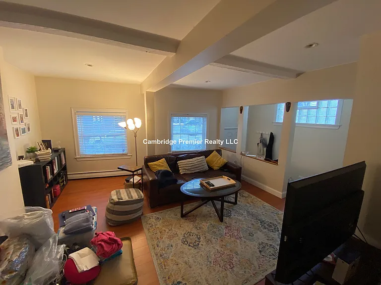 305 Cardinal Medeiros Ave #1 — Photo 10