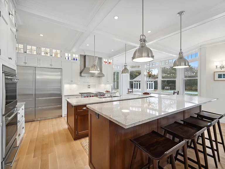 40 James St — Photo 17