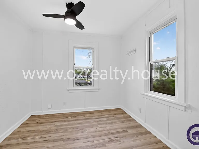 1464 Sunshine St #1 — Photo 5