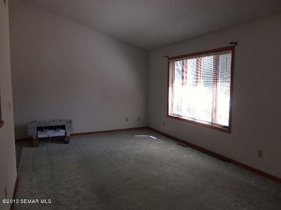 4th image of 1932 Greenwood Dr