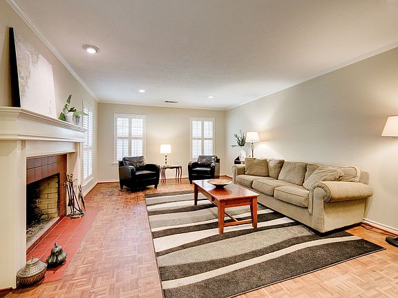 5th image of 10207 Royal Highlands Dr