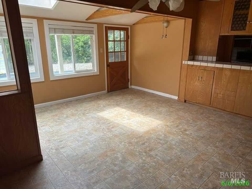 Apartment in Napa - View 3